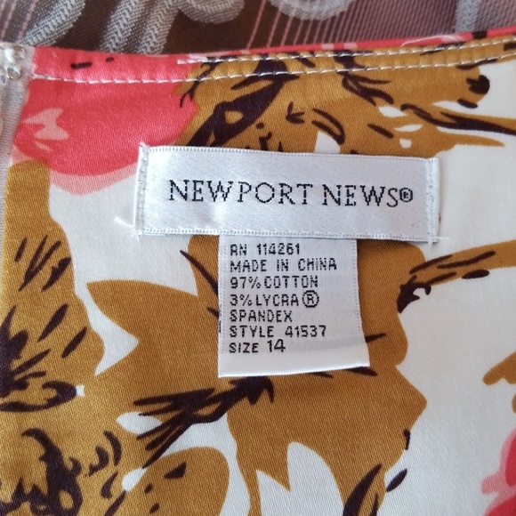 Dress - Picture 3 of 6